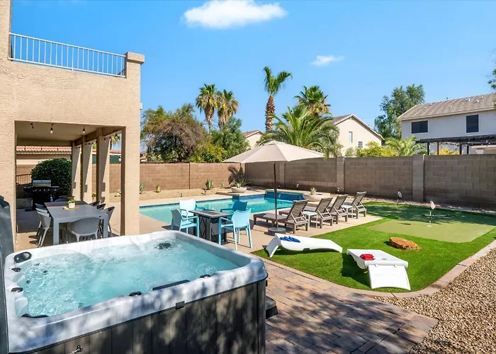 Putt Putt Hot Tub Game Pool Cornhole Сasa de vacaciones Chandler